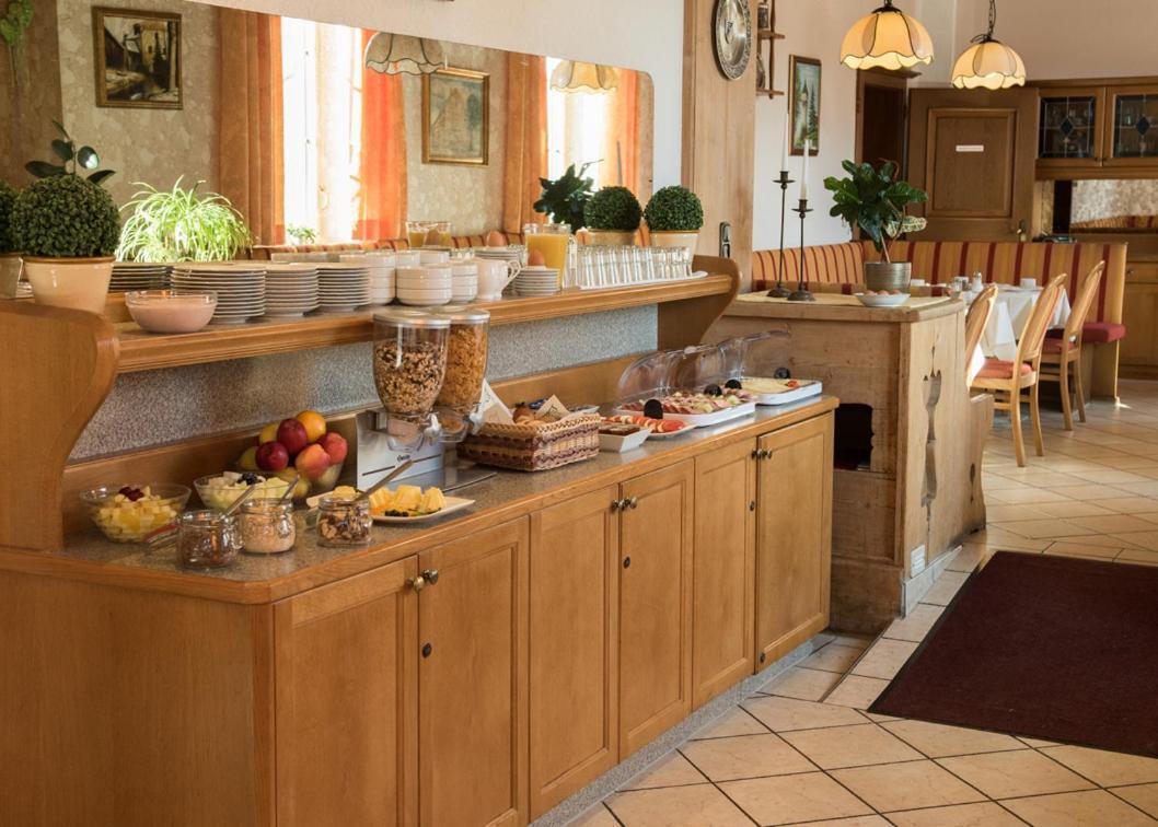Hotel Und Gasthof Soller イスマニング エクステリア 写真